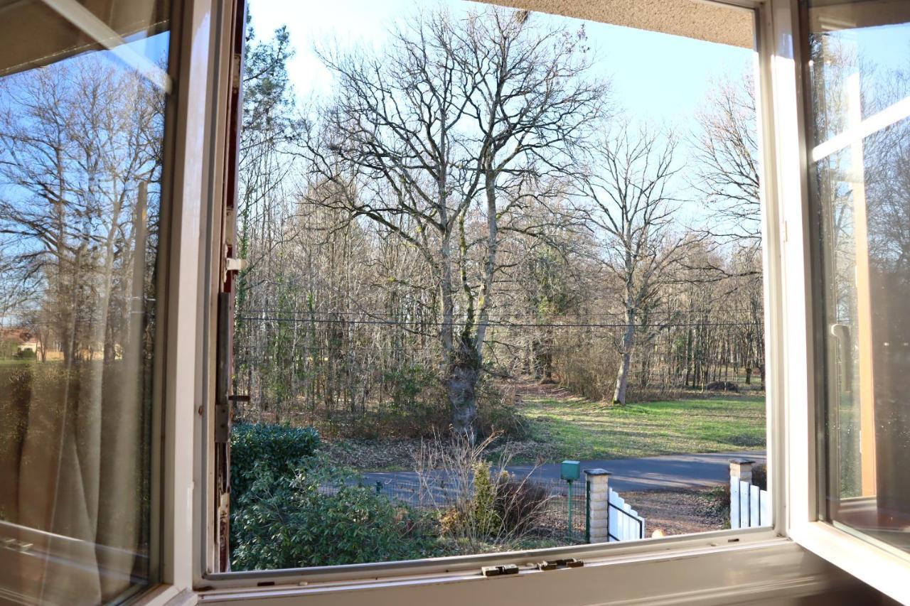 Chambre En Campagne A 15 Min Circuit ! Bed & Breakfast Change  ภายนอก รูปภาพ